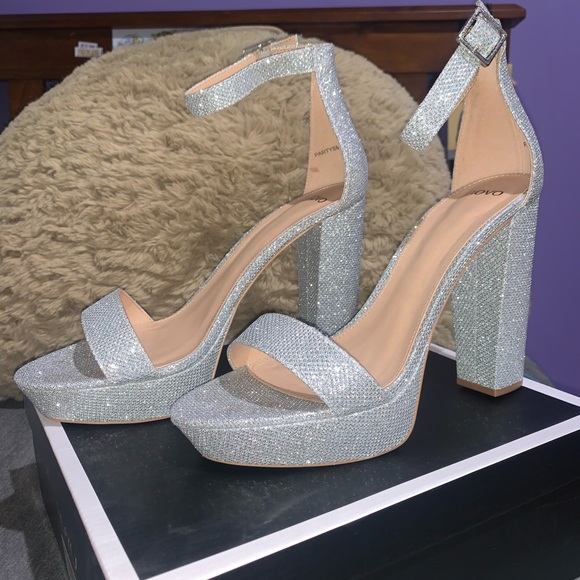 Novo Shoes PartySmith Silver High Heels, Size 10W - Picture 2 of 6